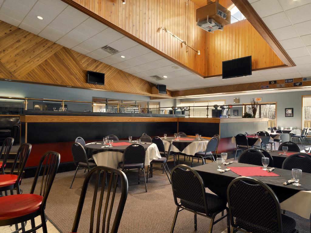 Northern Star Hotel & Convention Center Slave Lake Exterior photo